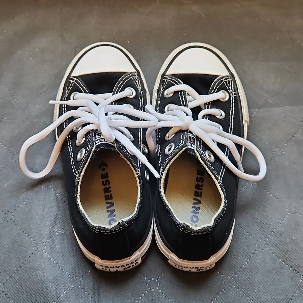 Converse Kids Black and White Sneakers 10.5